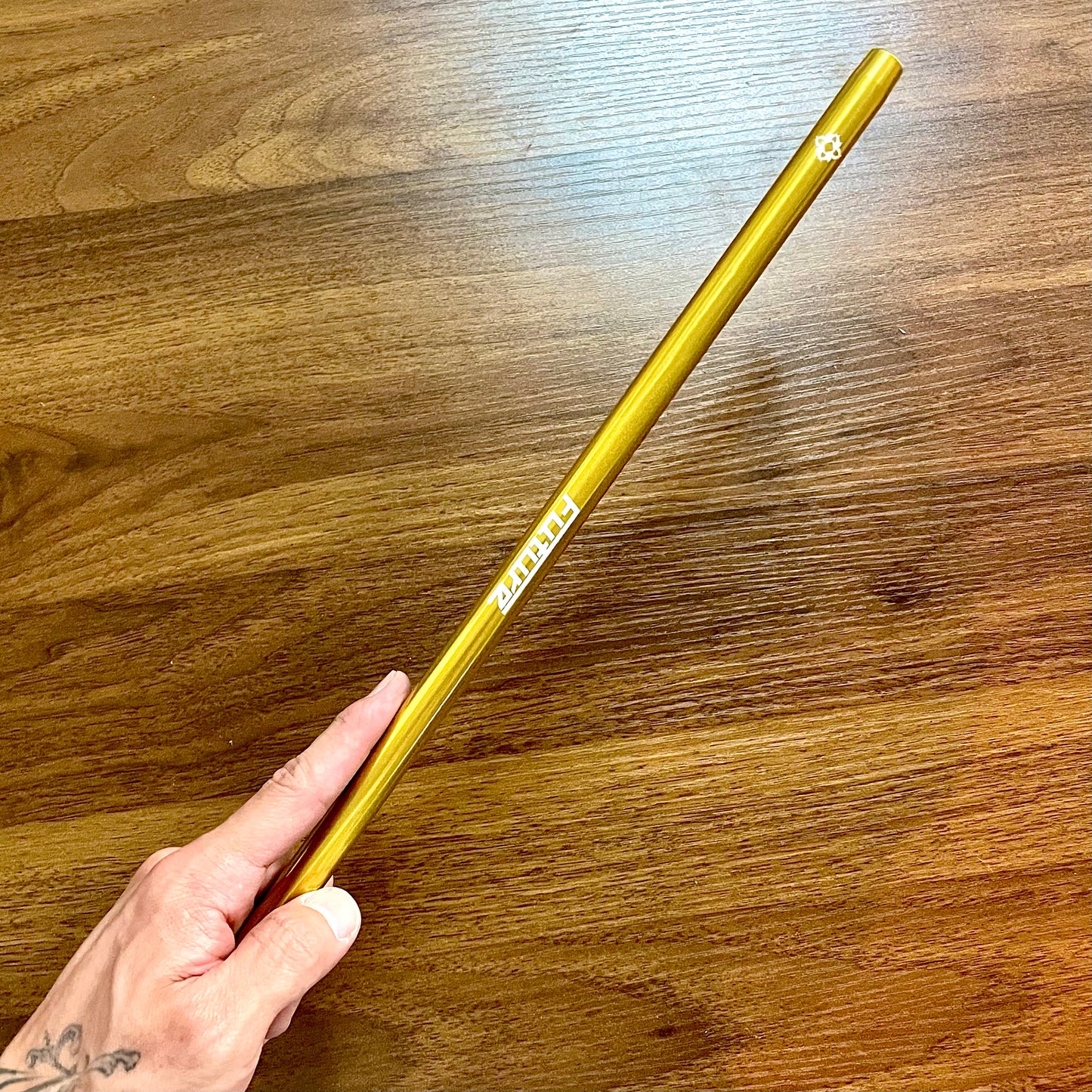 AMAZON HOOKAH Future White Edition