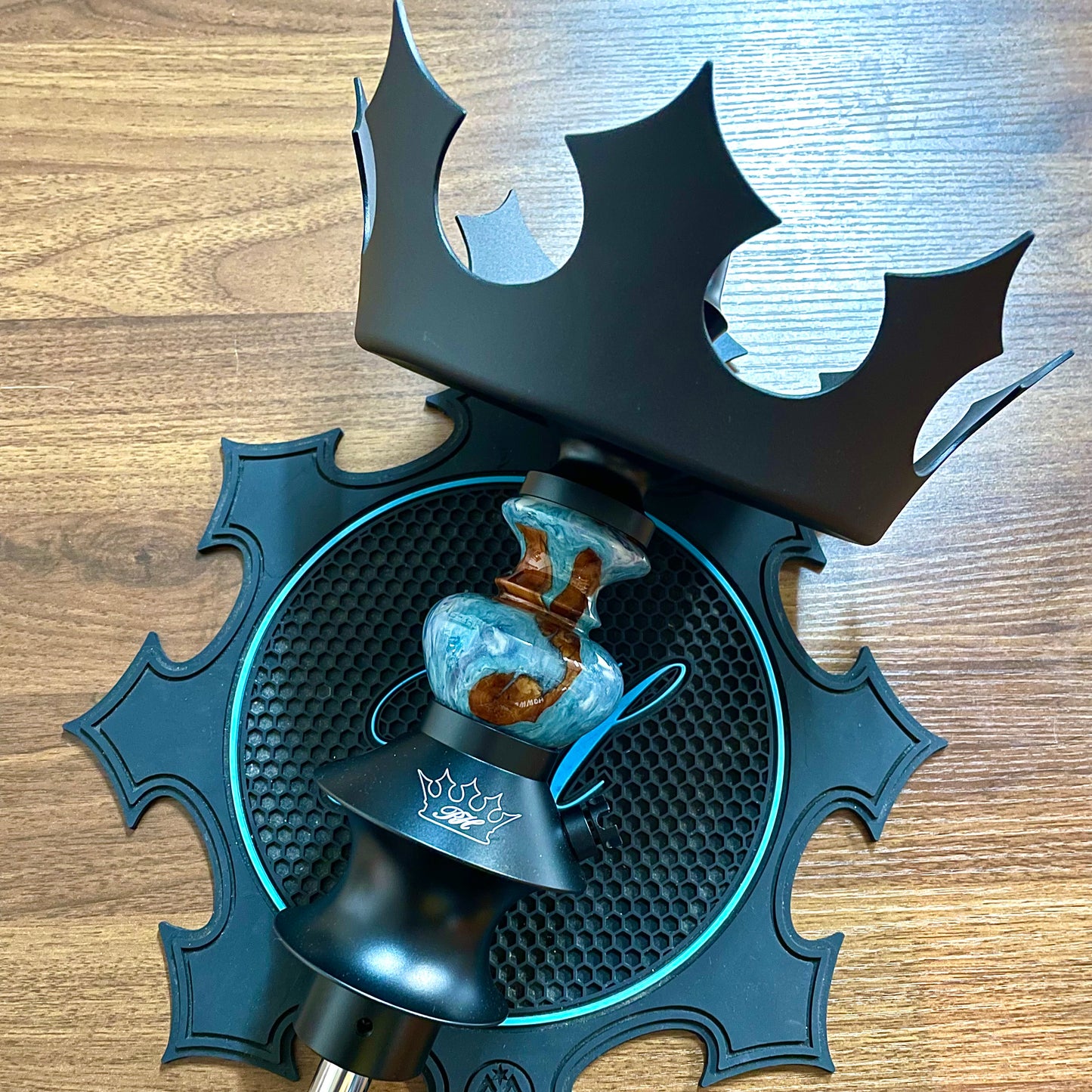 Regal Hookah Pawn Epoxy Wood Turquoise × Egermman Brazil Cosmo Blue